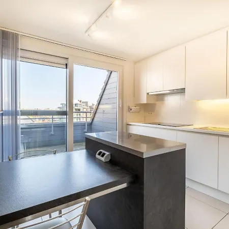 Coastal Retreat With Balcony Koksijde