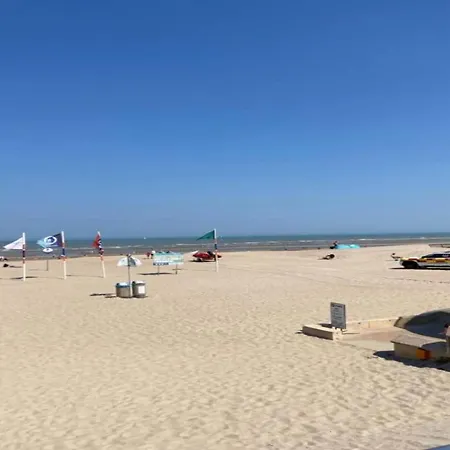 Coastal Retreat With Balcony Appartement Coxyde